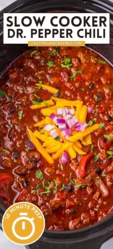 Collage pin with chili in a slow cooker and the text &ldquo;Slow Cooker Dr. Pepper Chili - 10 minutes prep".